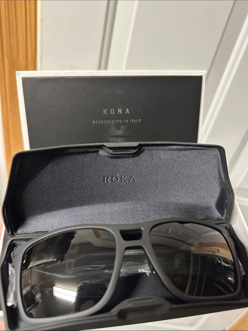 RŌKA Kona - Polarized Matte Black / Dark Carbon Sunglasses NEW